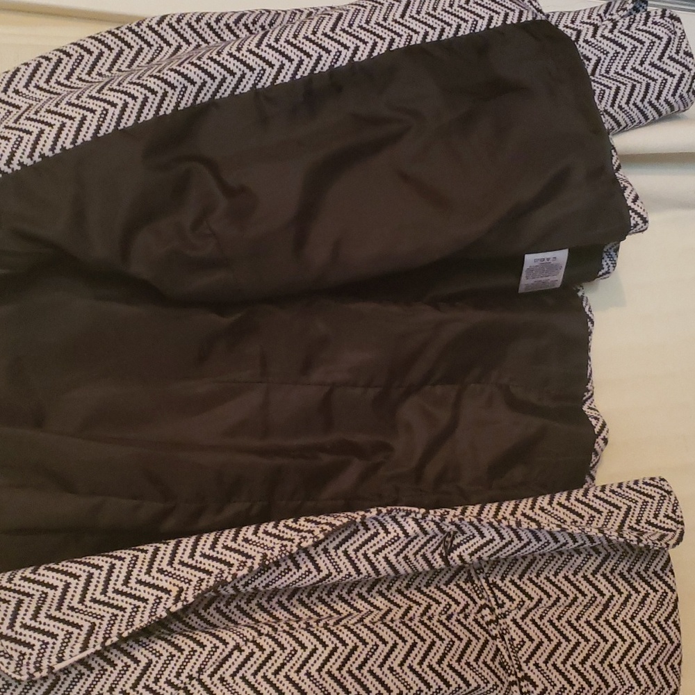 Jacket - Picture 3 of 6